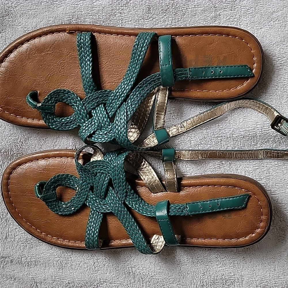 Report Sandals Never Worn